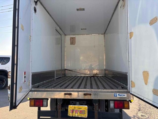 ISUZU ELF TRUCK 2014